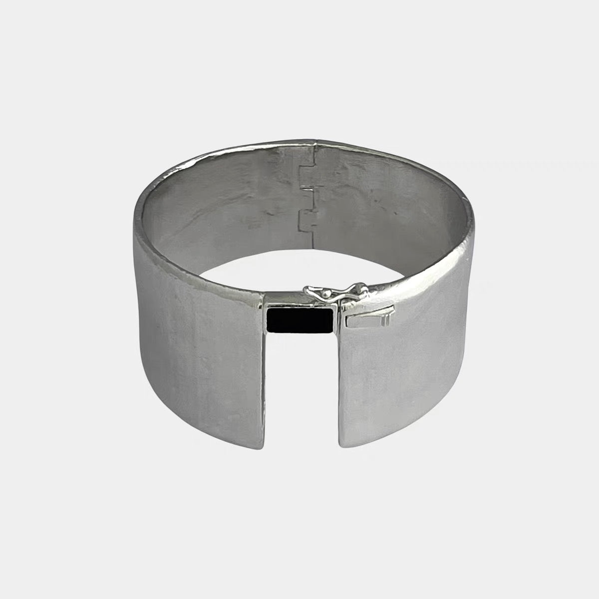 24AW新款Onyx Hinged Bracelet