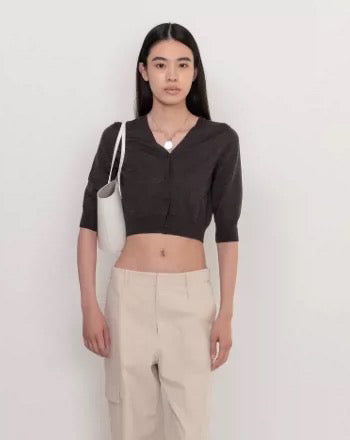 26早春 LEATHER BUCKET BAG