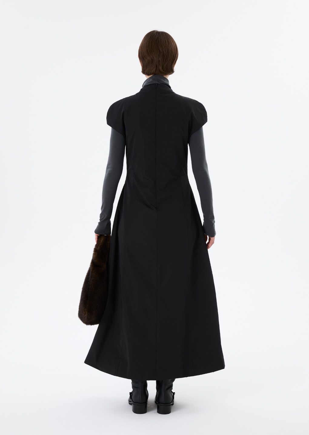 25早秋 TAFFETA MOCK NECK VOLUME DRESS
