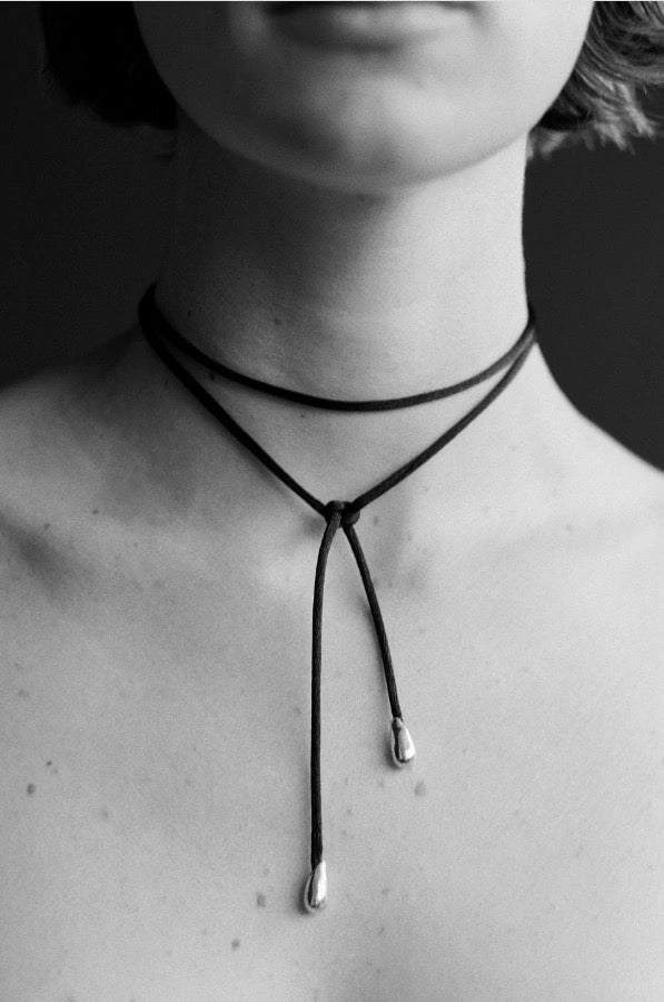 24SS Elegant Shoelace Choker
