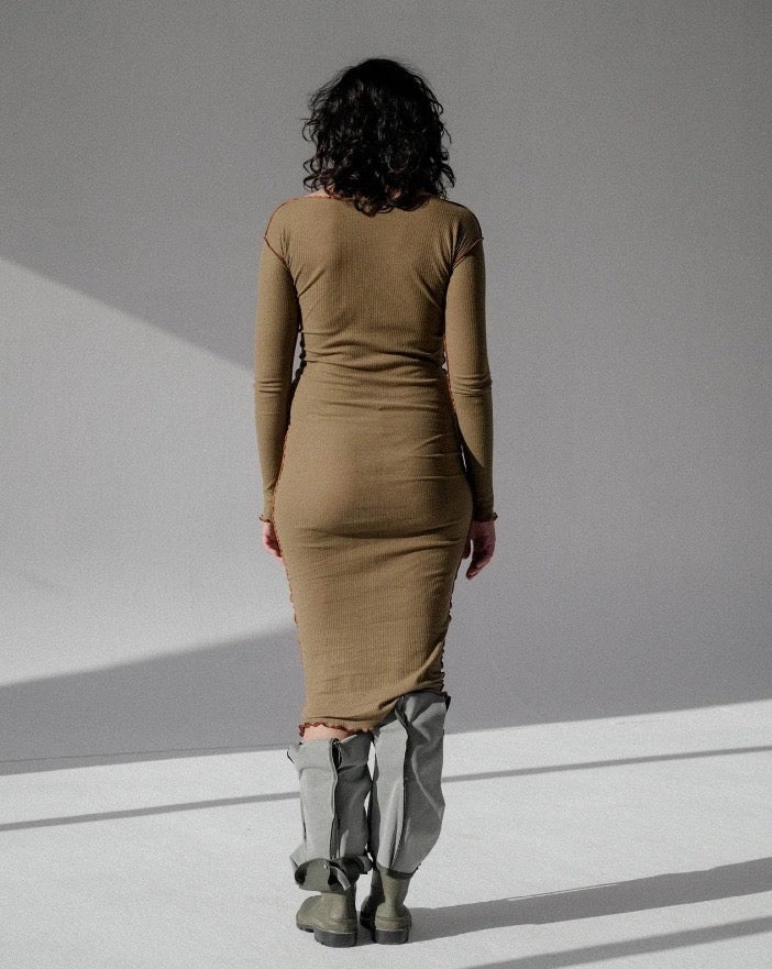 24早秋 VEIN LONG SLEEVE DRESS