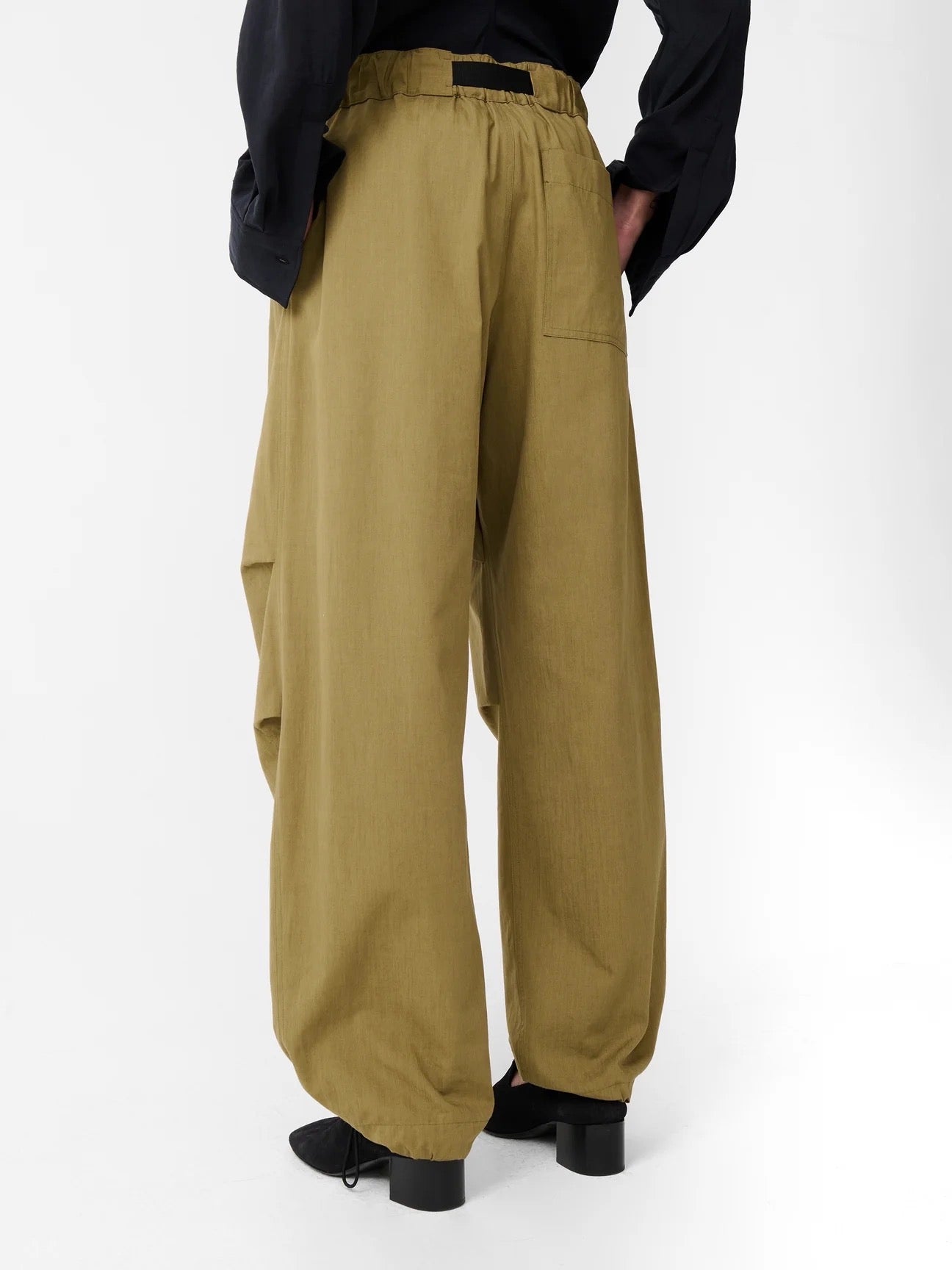 25早秋 CARO PANT