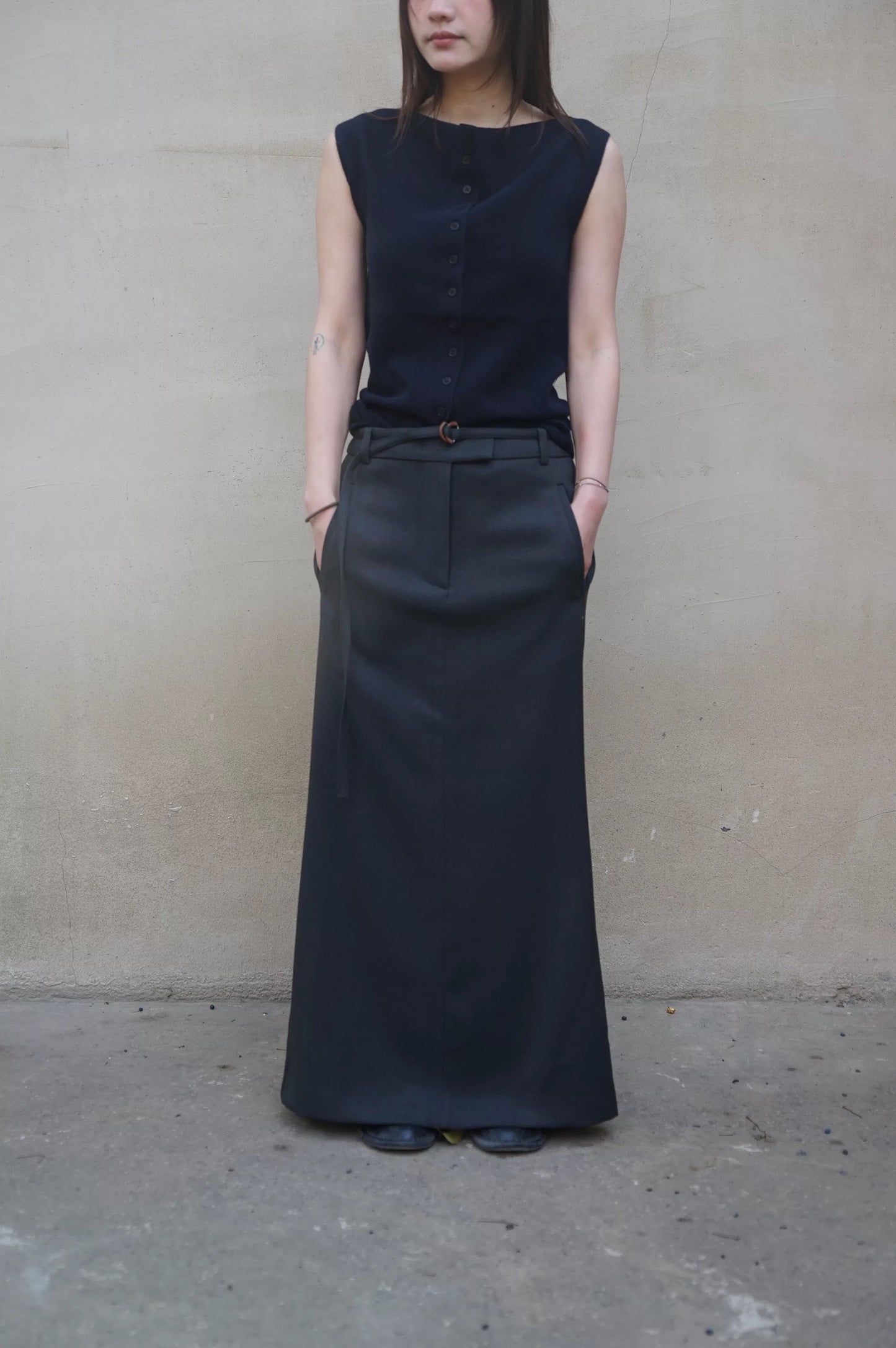 26早春  TESSA BELTED SKIRT