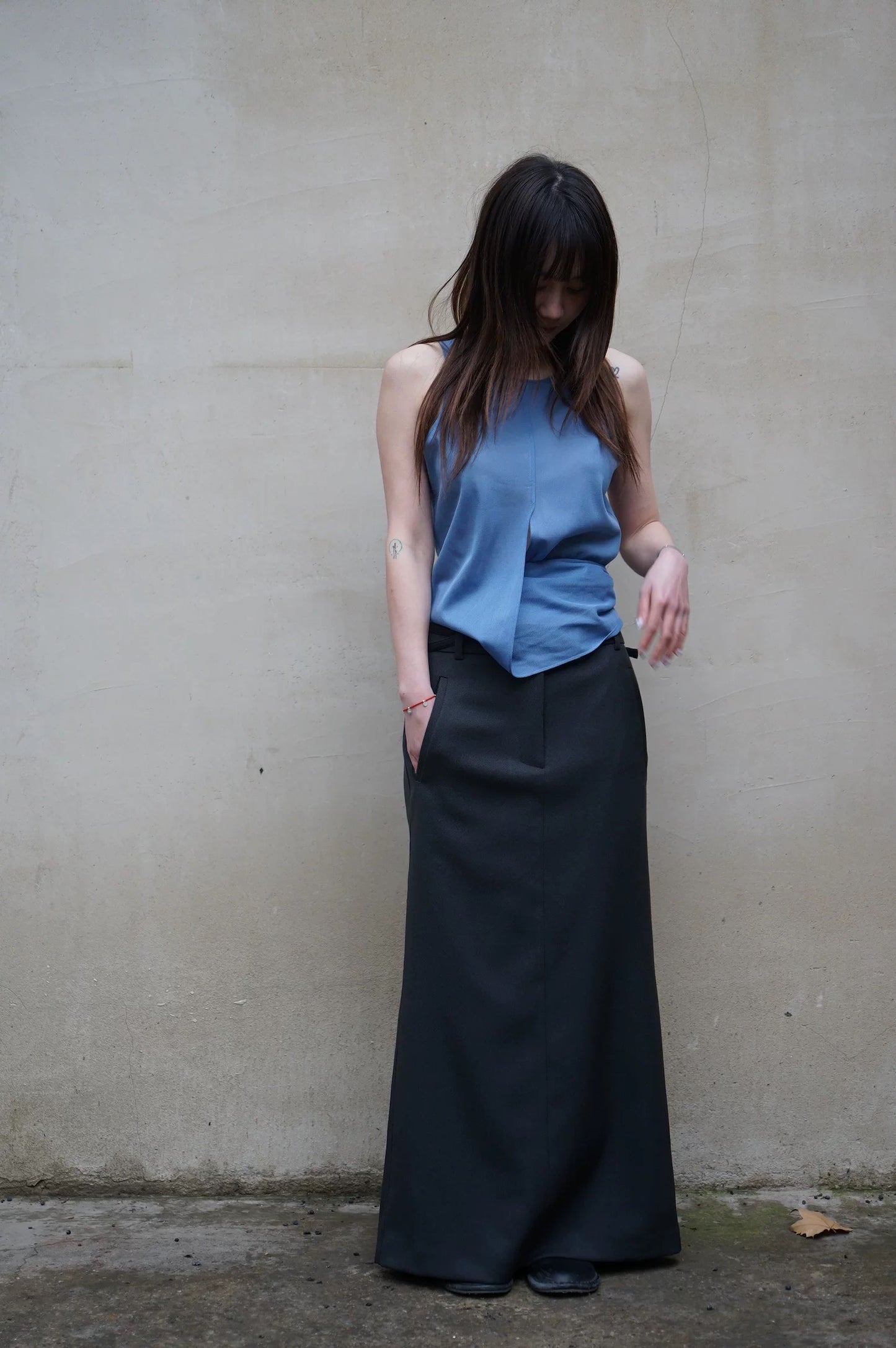 26春夏 SELF-TIE SLEEVELESS BLOUSE