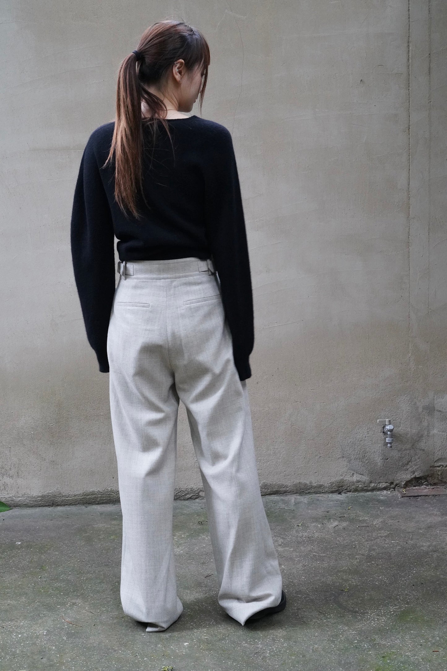 26早秋 CARA TWISTED SET KNIT TOP