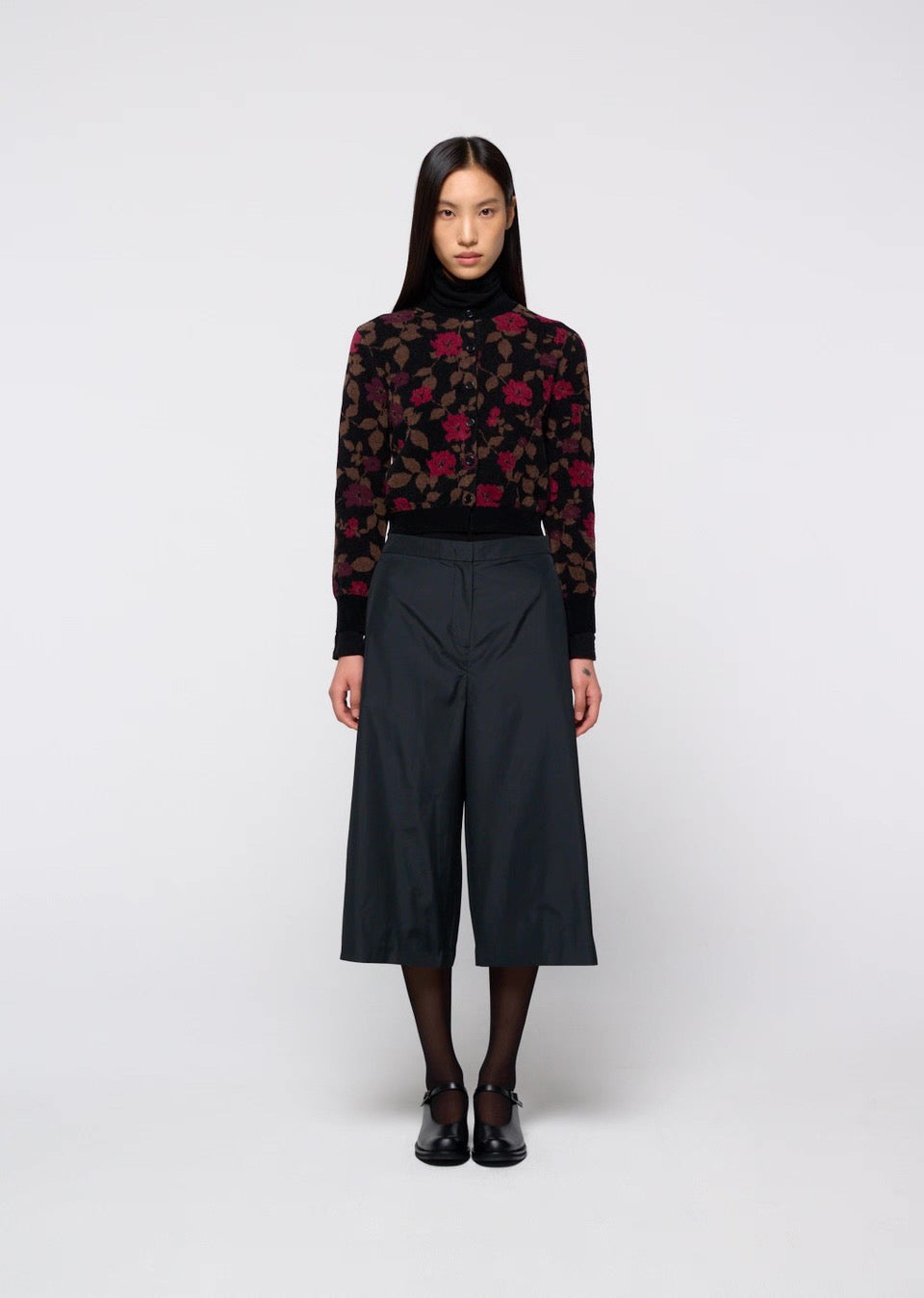 26早秋 FLORAL JACQUARD CARDIGAN