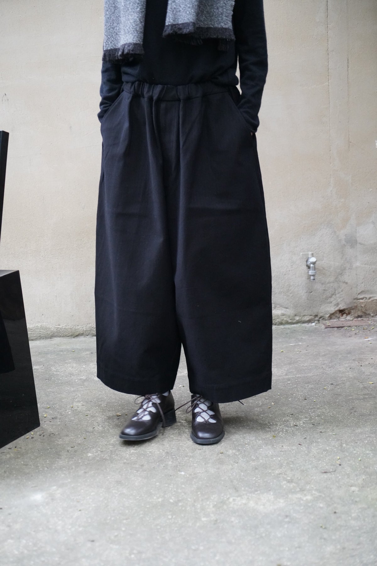 26秋冬 LIVING PANT