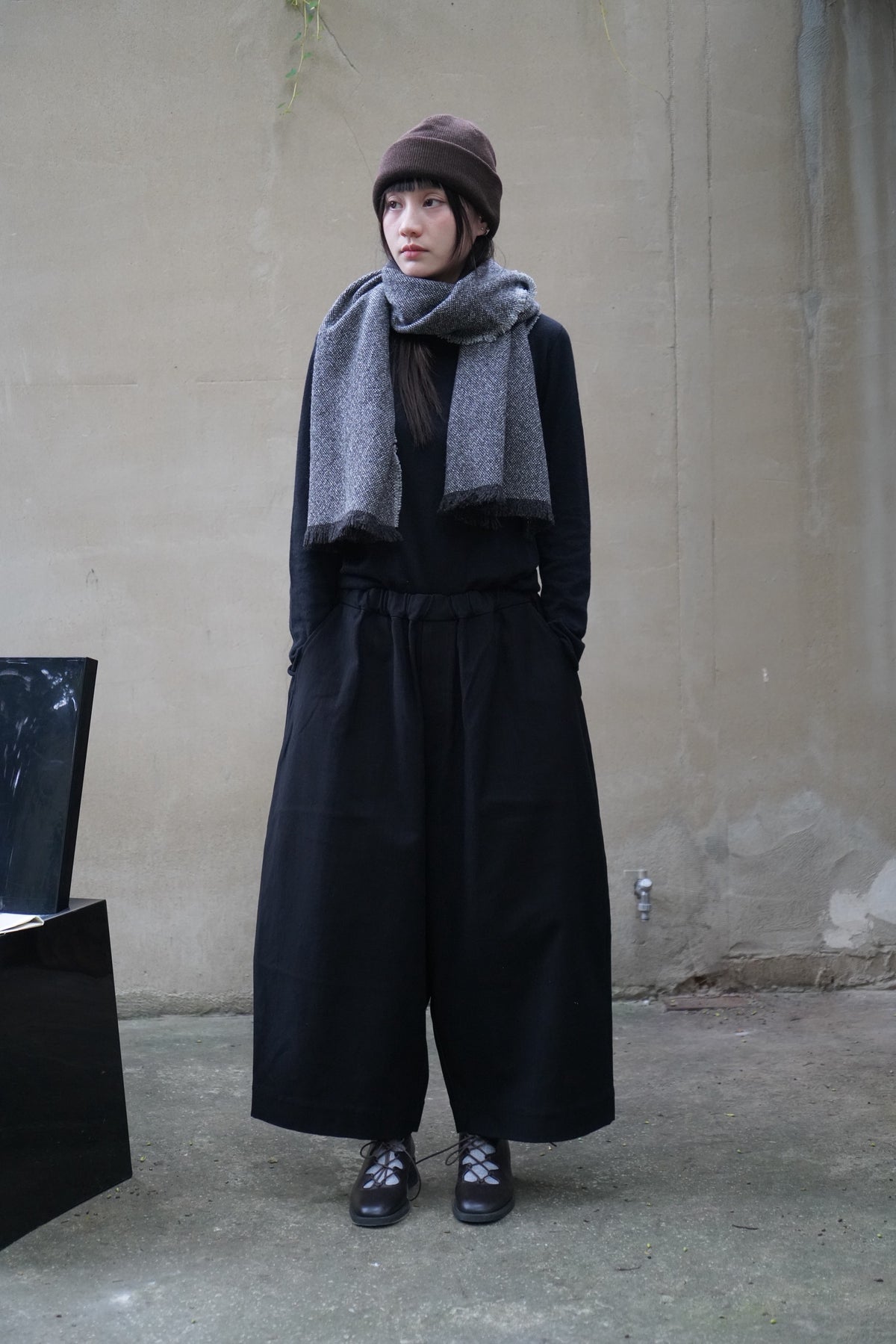 26秋冬 LIVING PANT