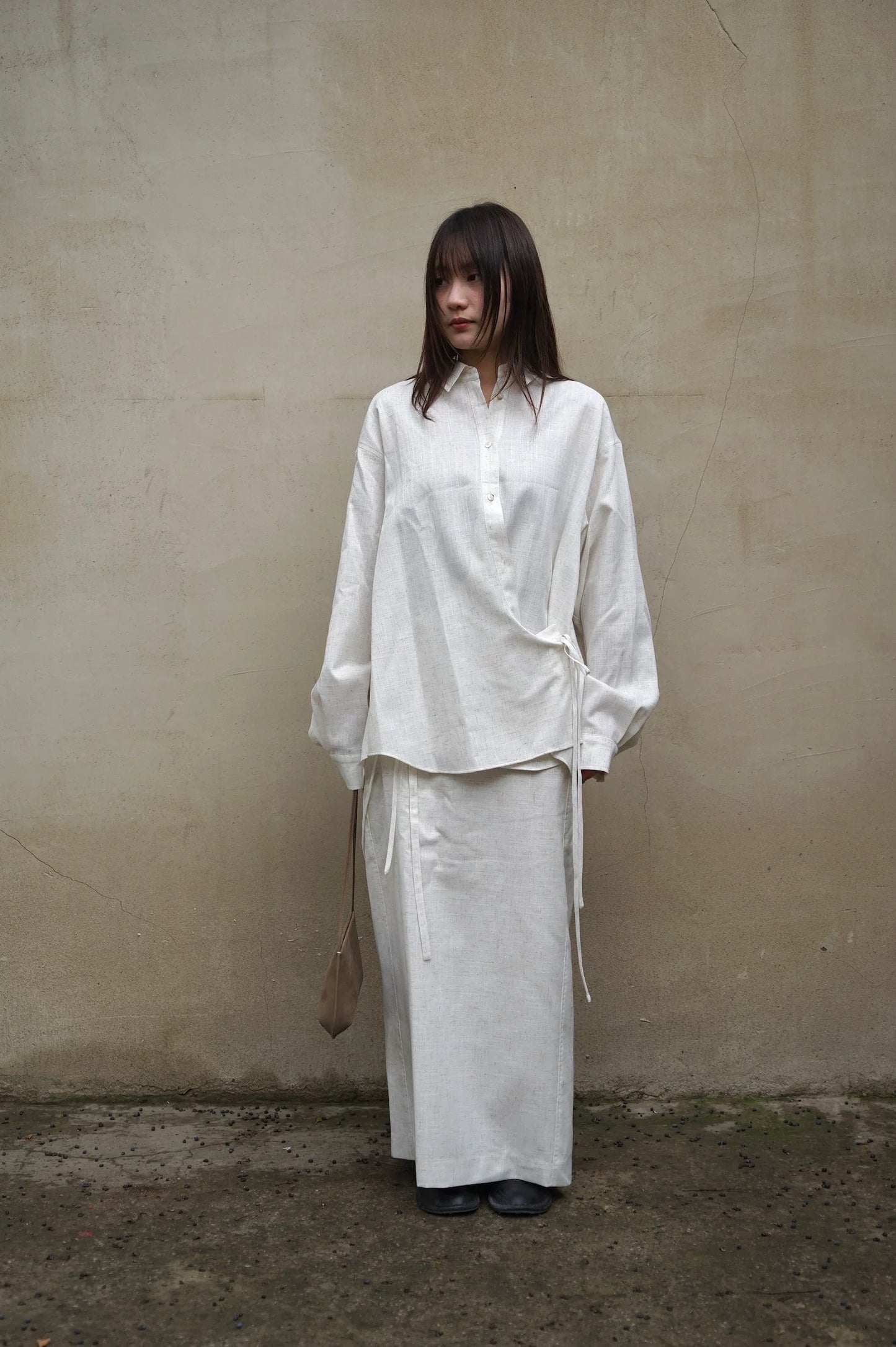 26春夏 SIDE TWISTED SHIRT